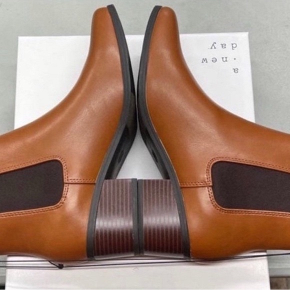 Brown Ankle Boots - Picture 5 of 8